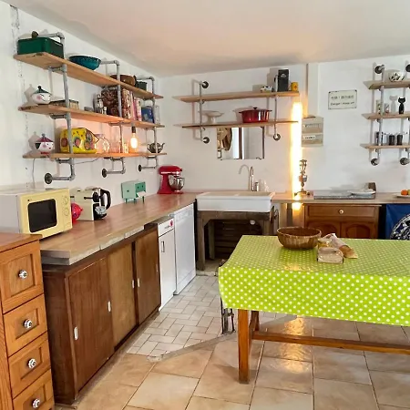 Holiday home Aux Petites Rivieres Saint-Loup (Charente-Maritime)