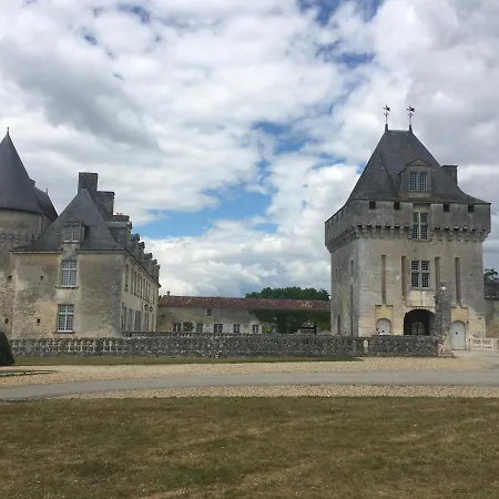 Aux Petites Rivieres